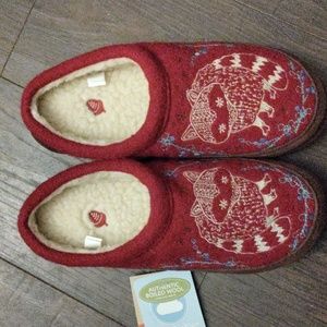 ACORN Boiled Wool Forest Mule Red Raccoon Slippers
